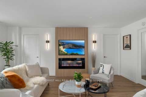 360 Bloor St E, #511