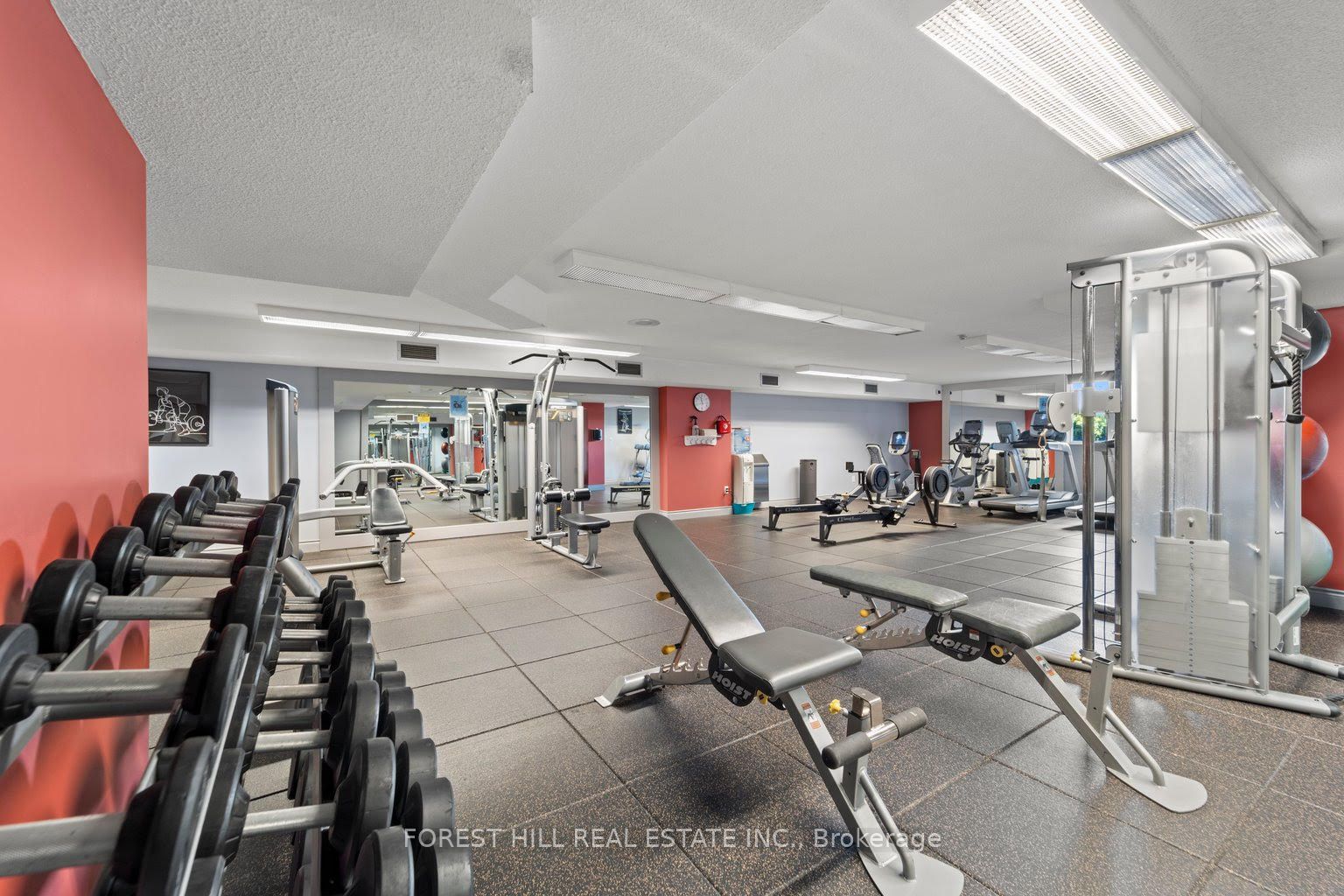 360 Bloor St E, #511