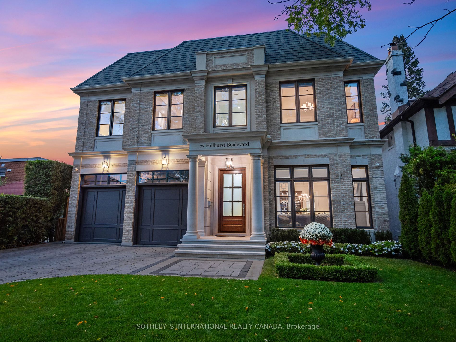 22 Hillhurst Blvd