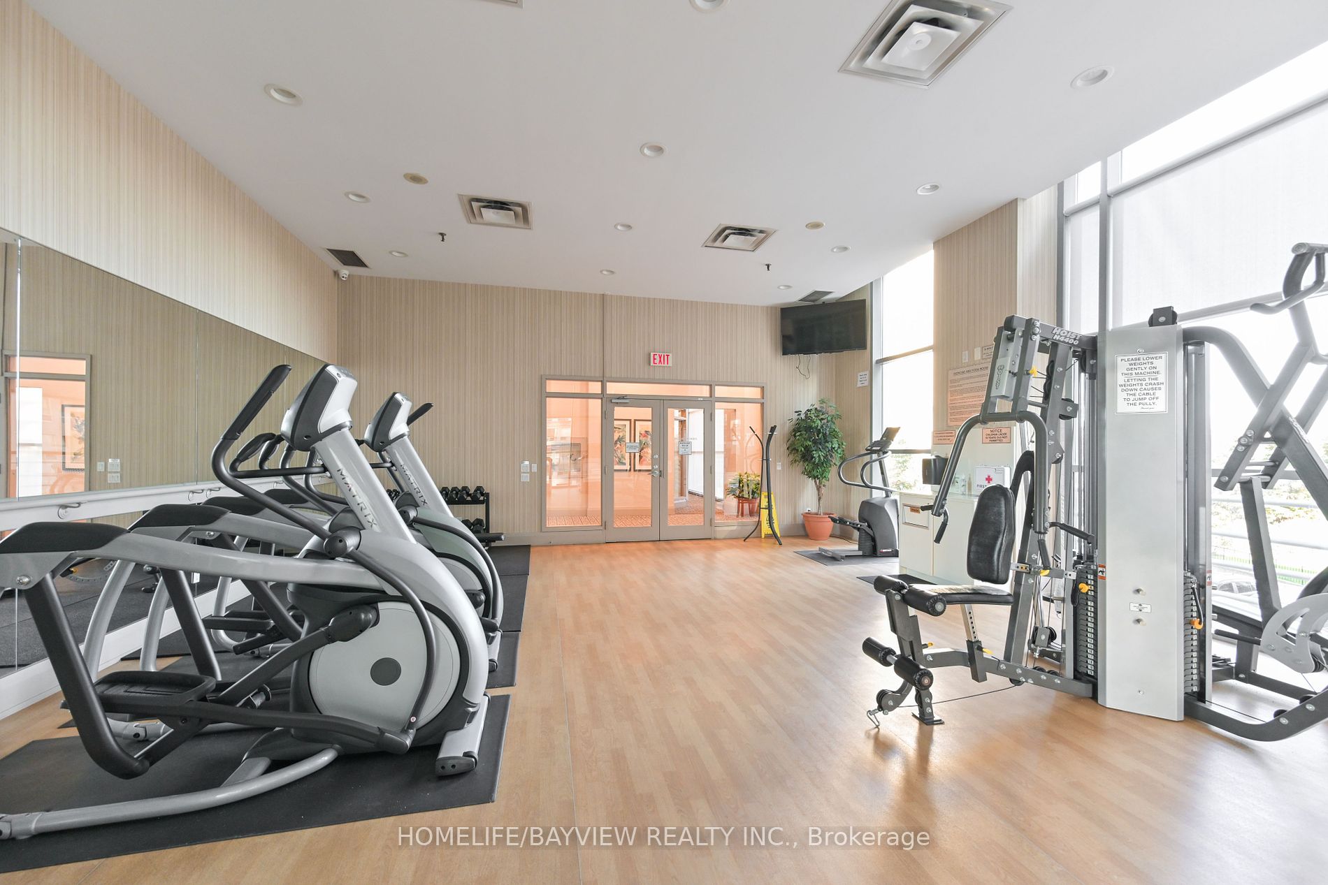 8 Hillcrest Ave, #2203