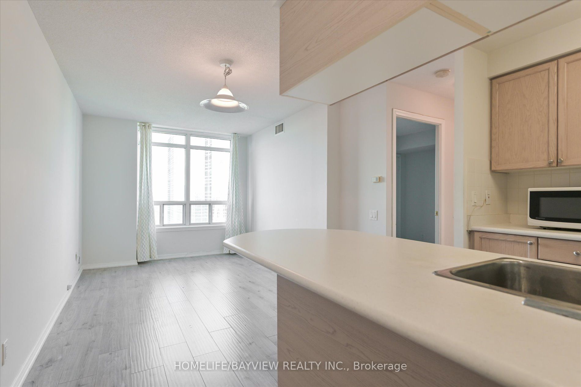 8 Hillcrest Ave, #2203