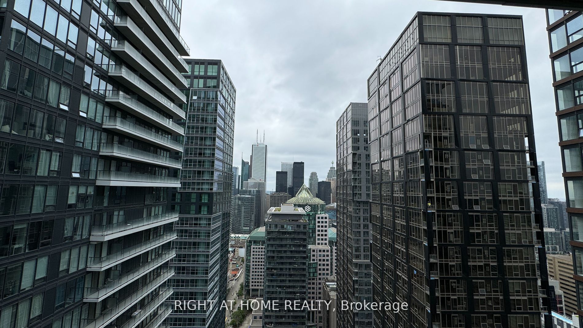 115 Blue Jays Way, #1701