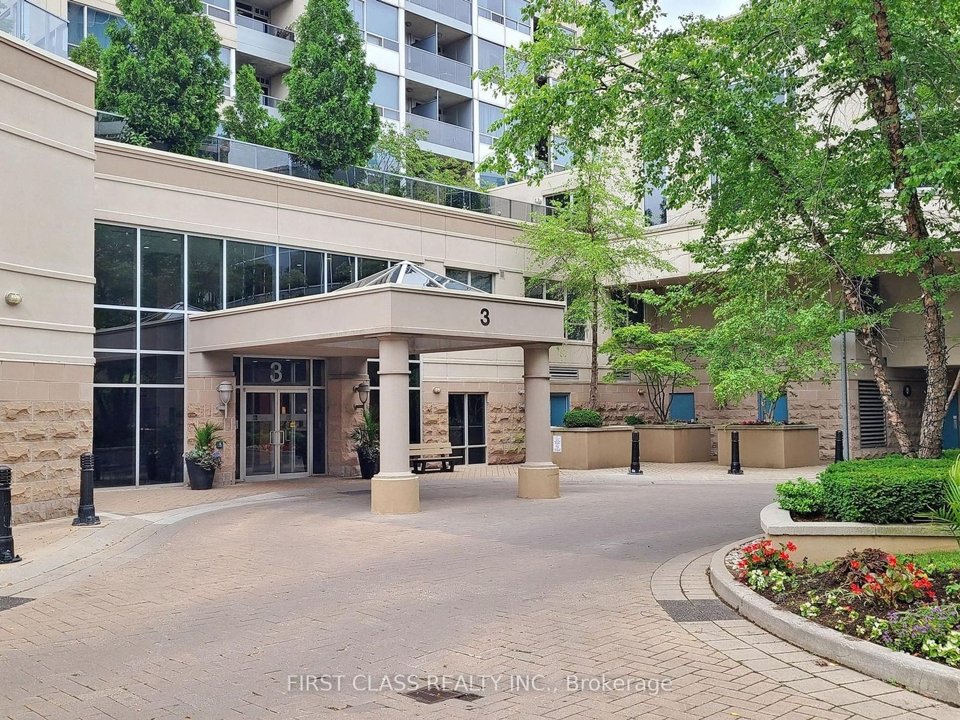 3 Rean Dr, #1604