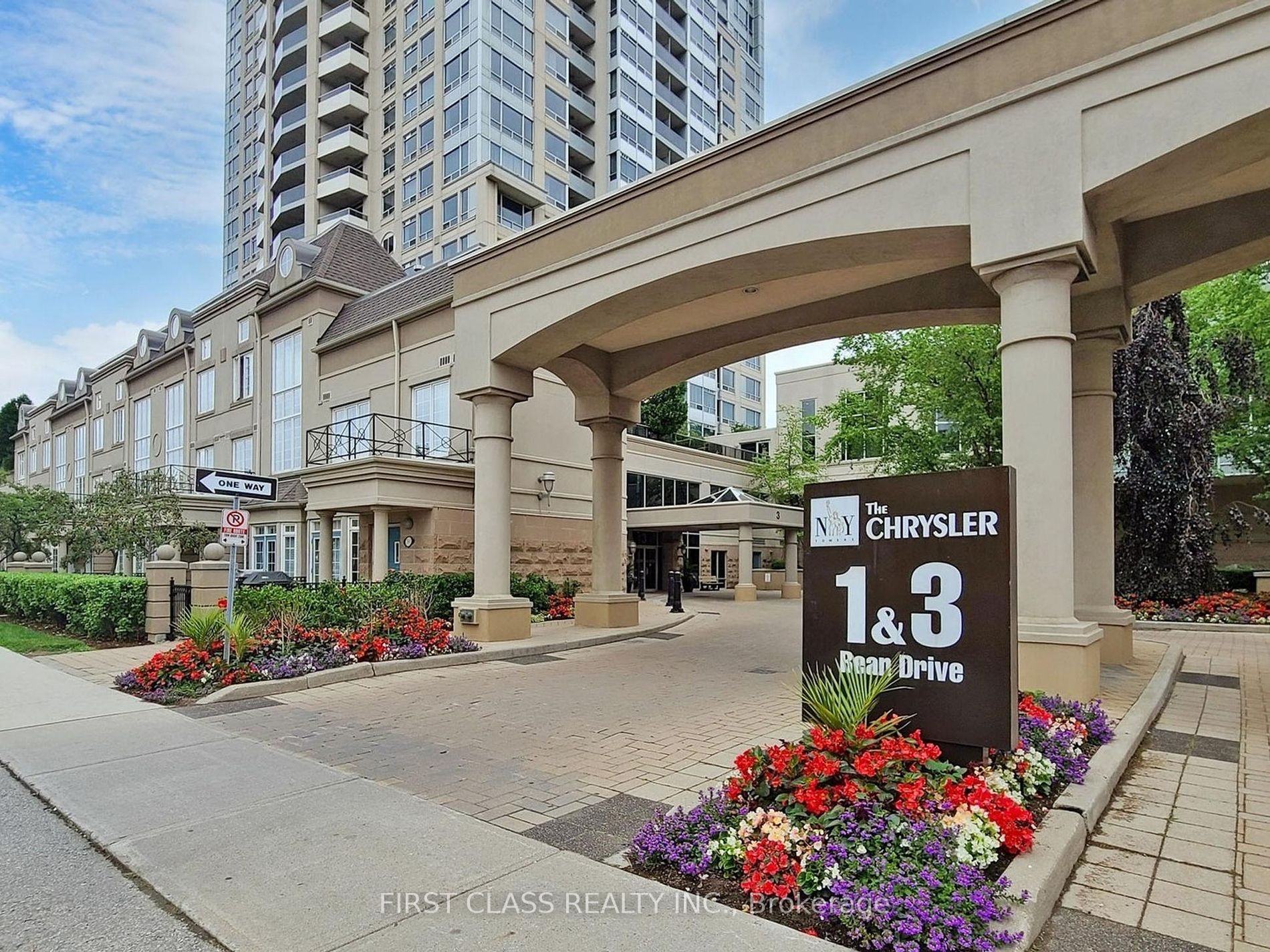 3 Rean Dr, #1604