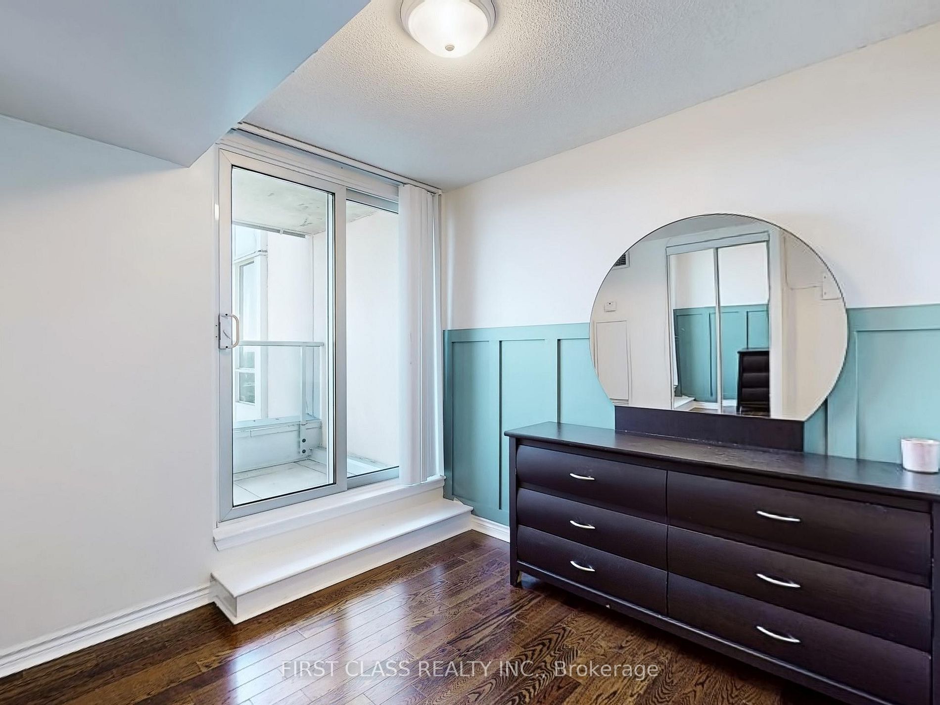3 Rean Dr, #1604
