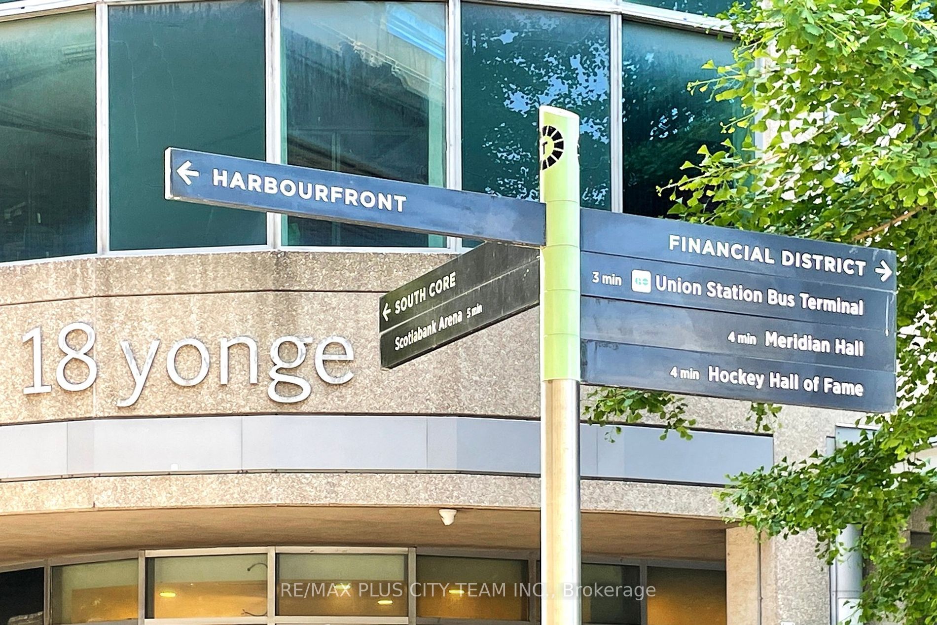 18 Yonge St, #1801