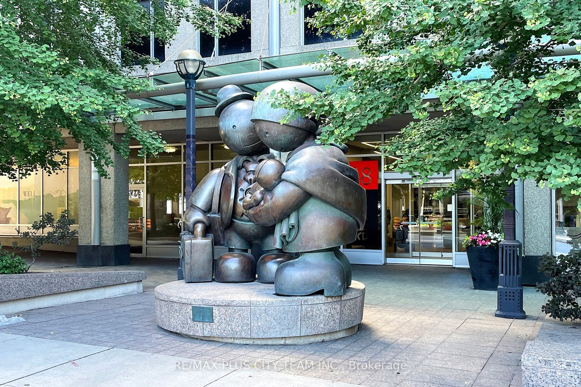 18 Yonge St, #1801