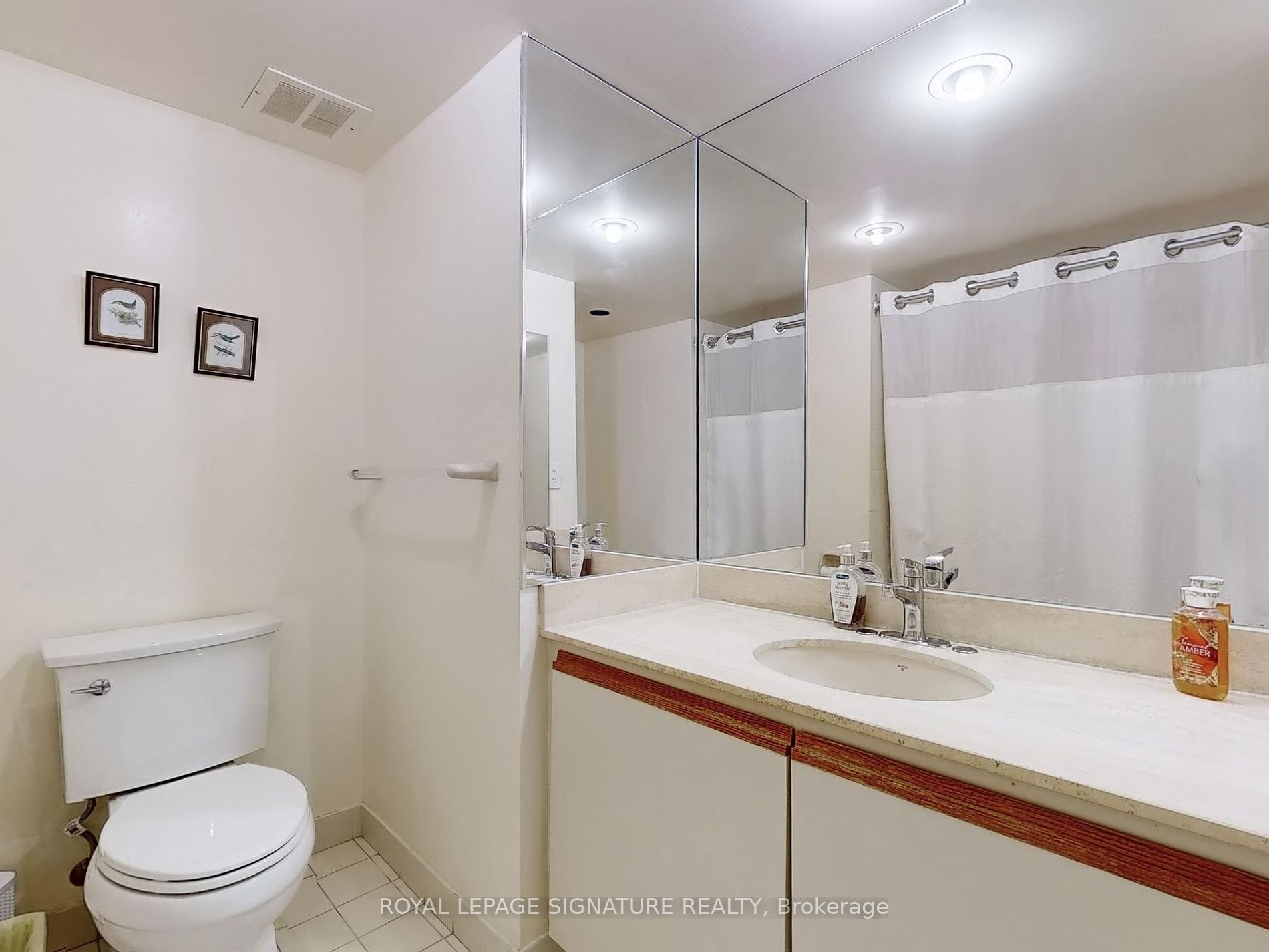 85 Skymark Dr, #501
