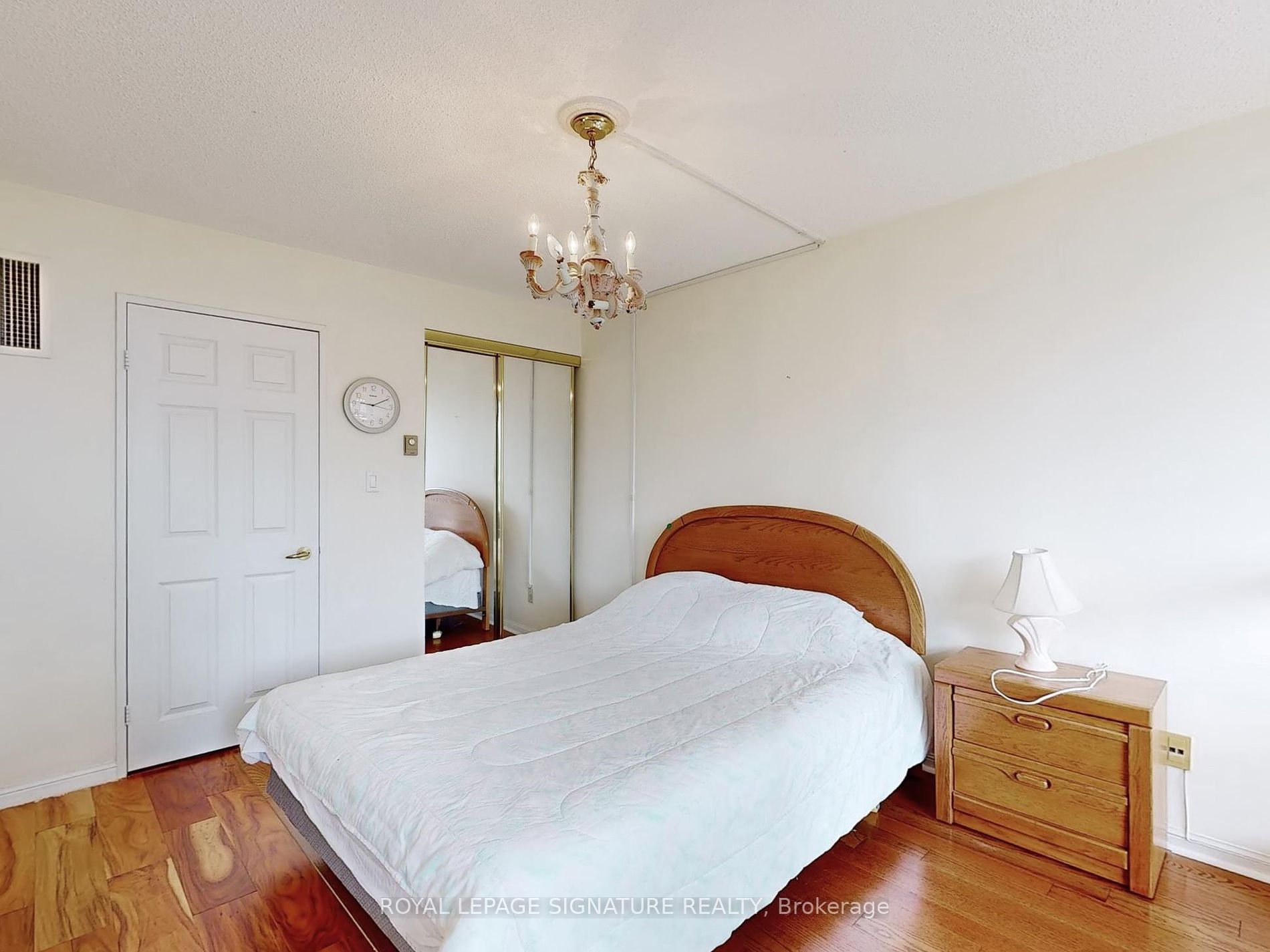 85 Skymark Dr, #501