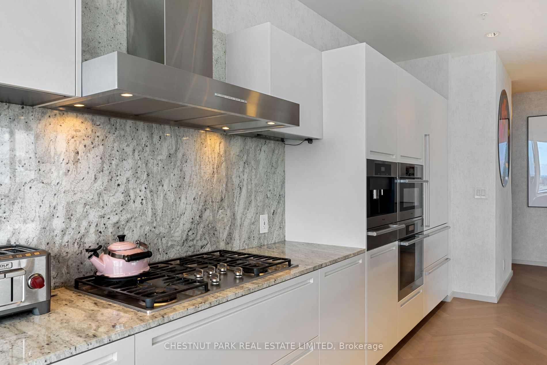 180 University Ave, #5203