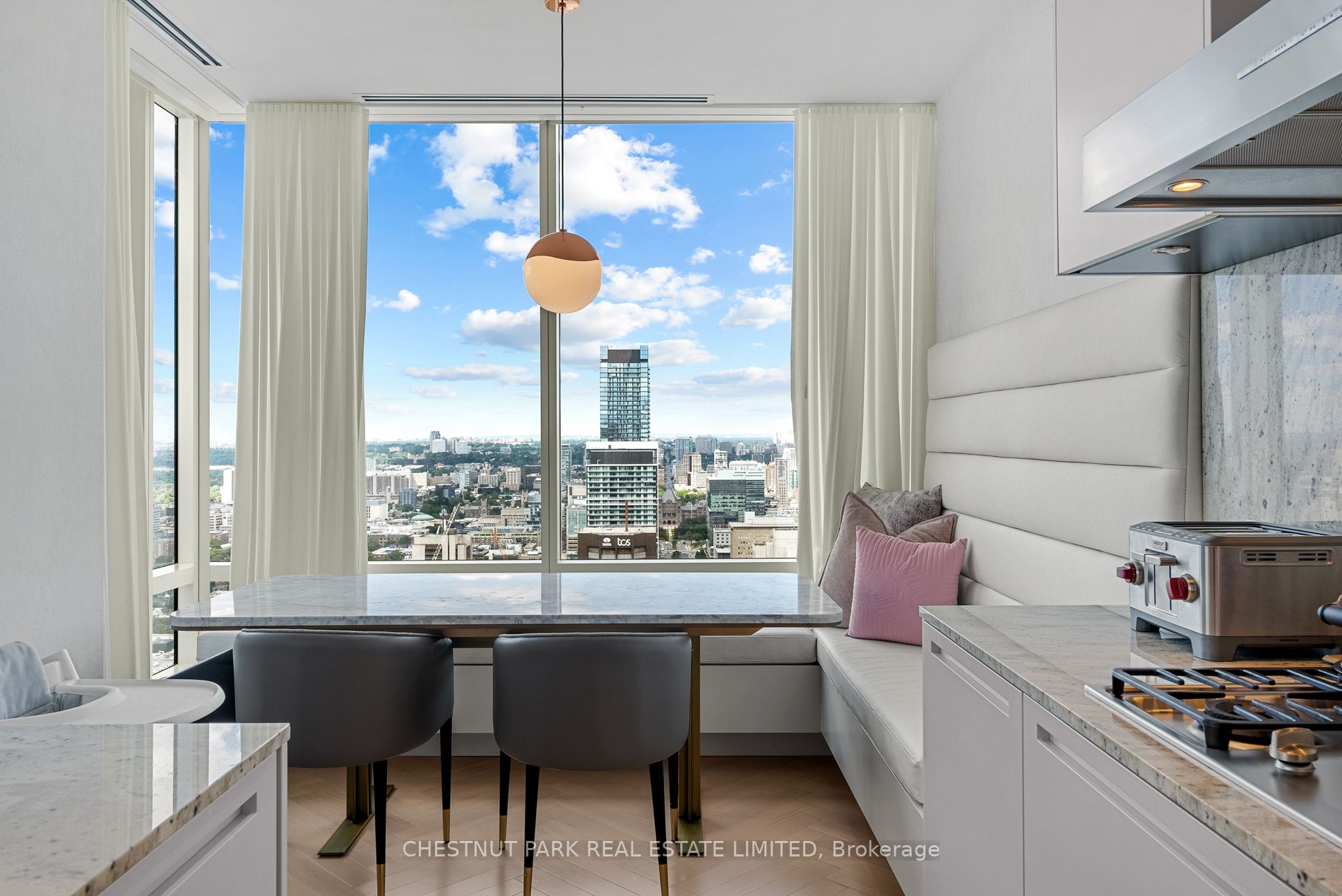 180 University Ave, #5203