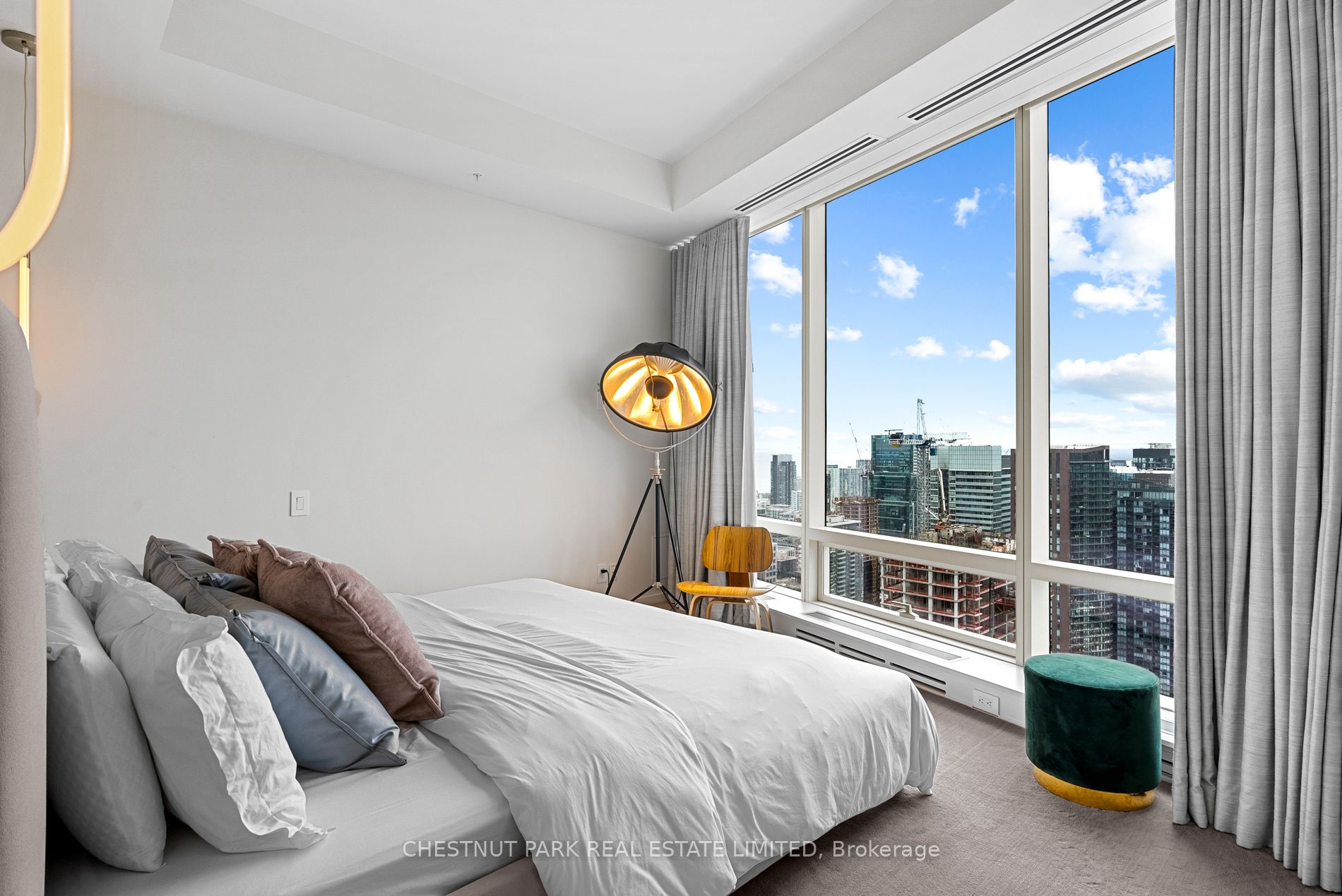 180 University Ave, #5203