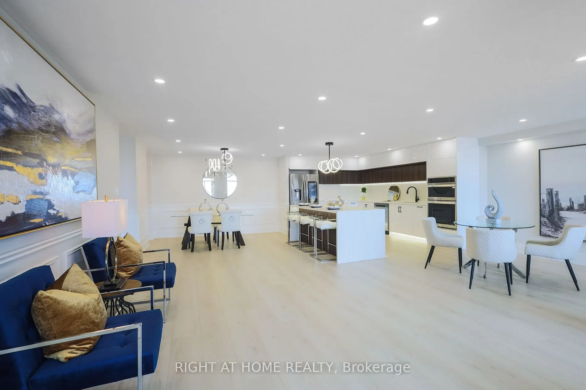 1555 Finch Ave E, #1205