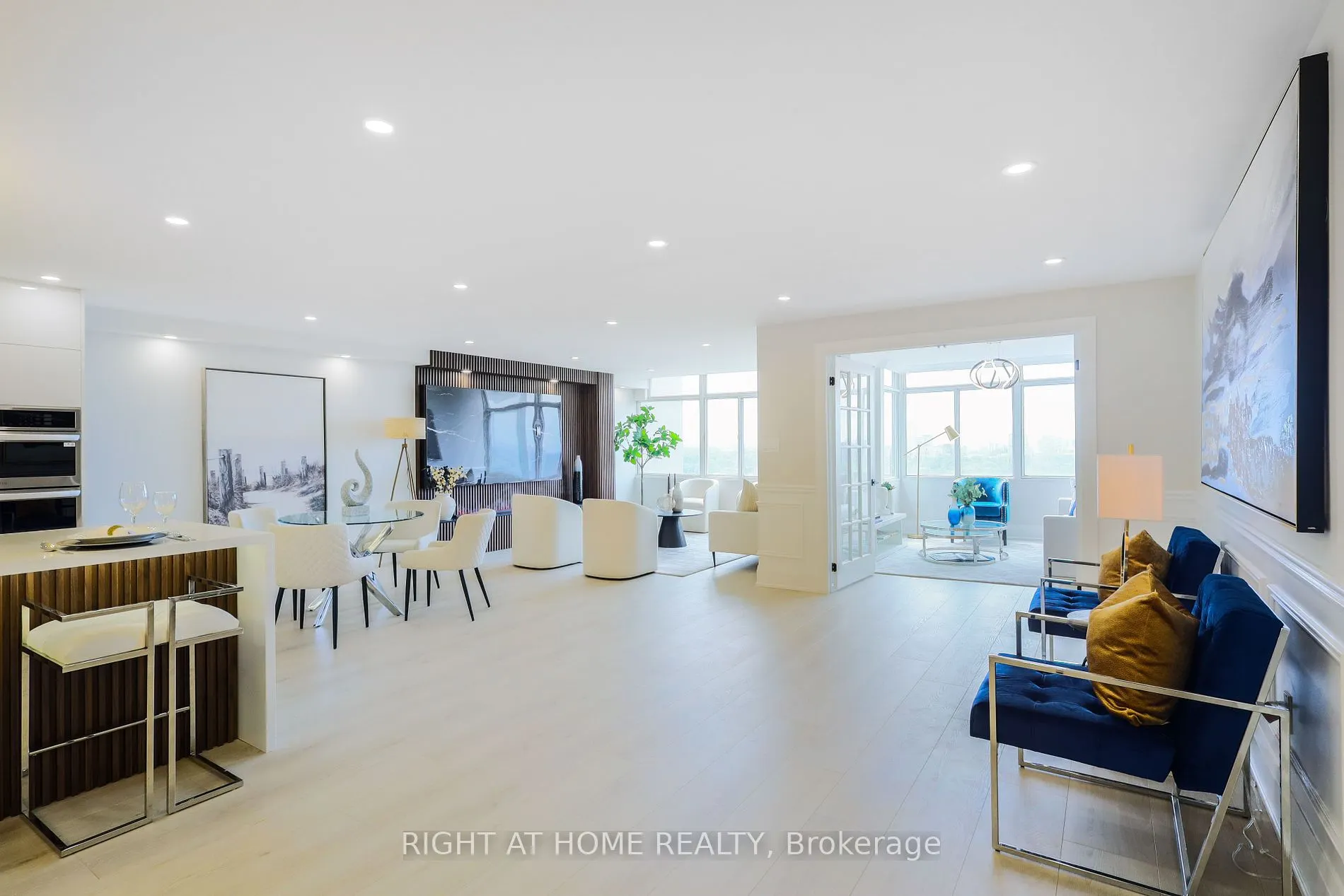1555 Finch Ave E, #1205