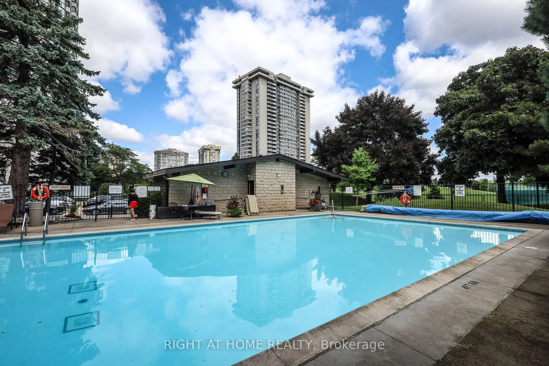 1555 Finch Ave E, #1205