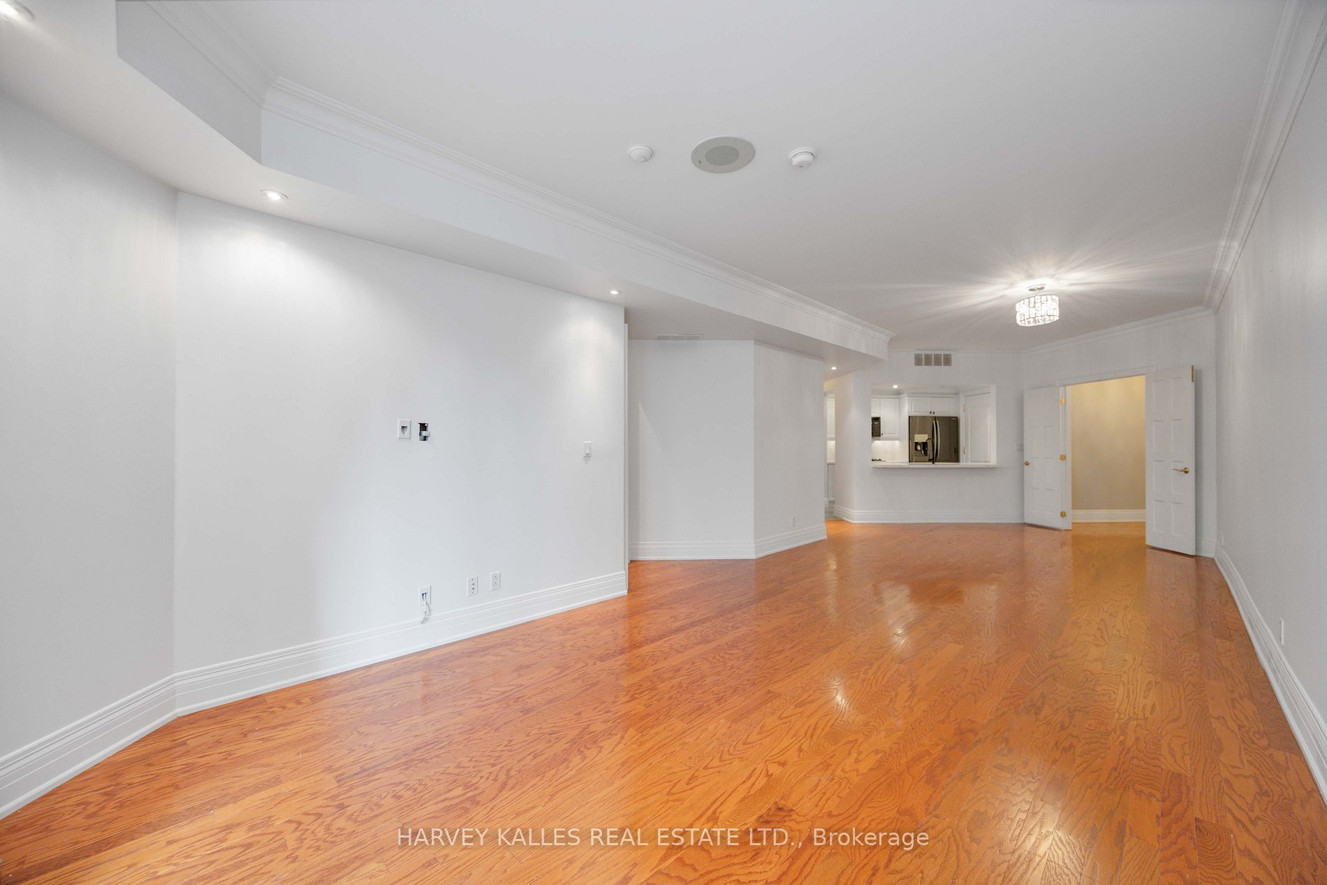 33 Delisle Ave, #201