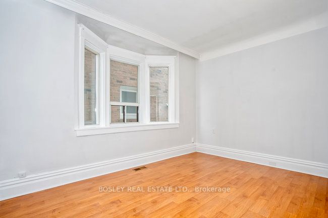 282 Ossington Ave
