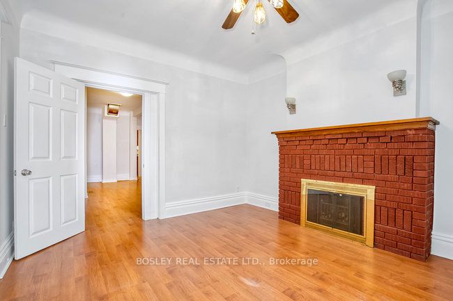 282 Ossington Ave