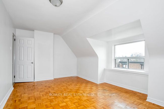 282 Ossington Ave
