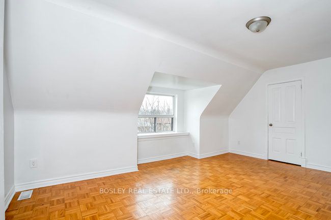 282 Ossington Ave