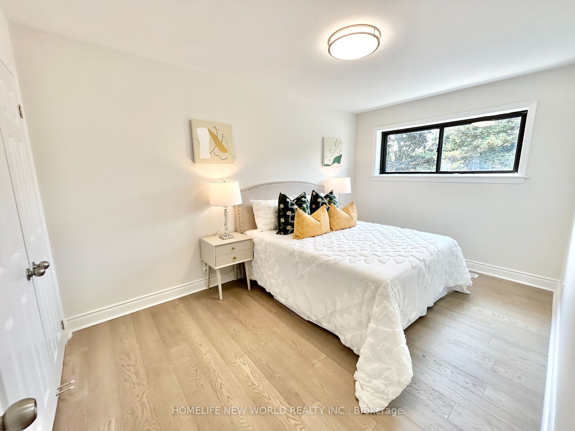 33 Valentine Dr