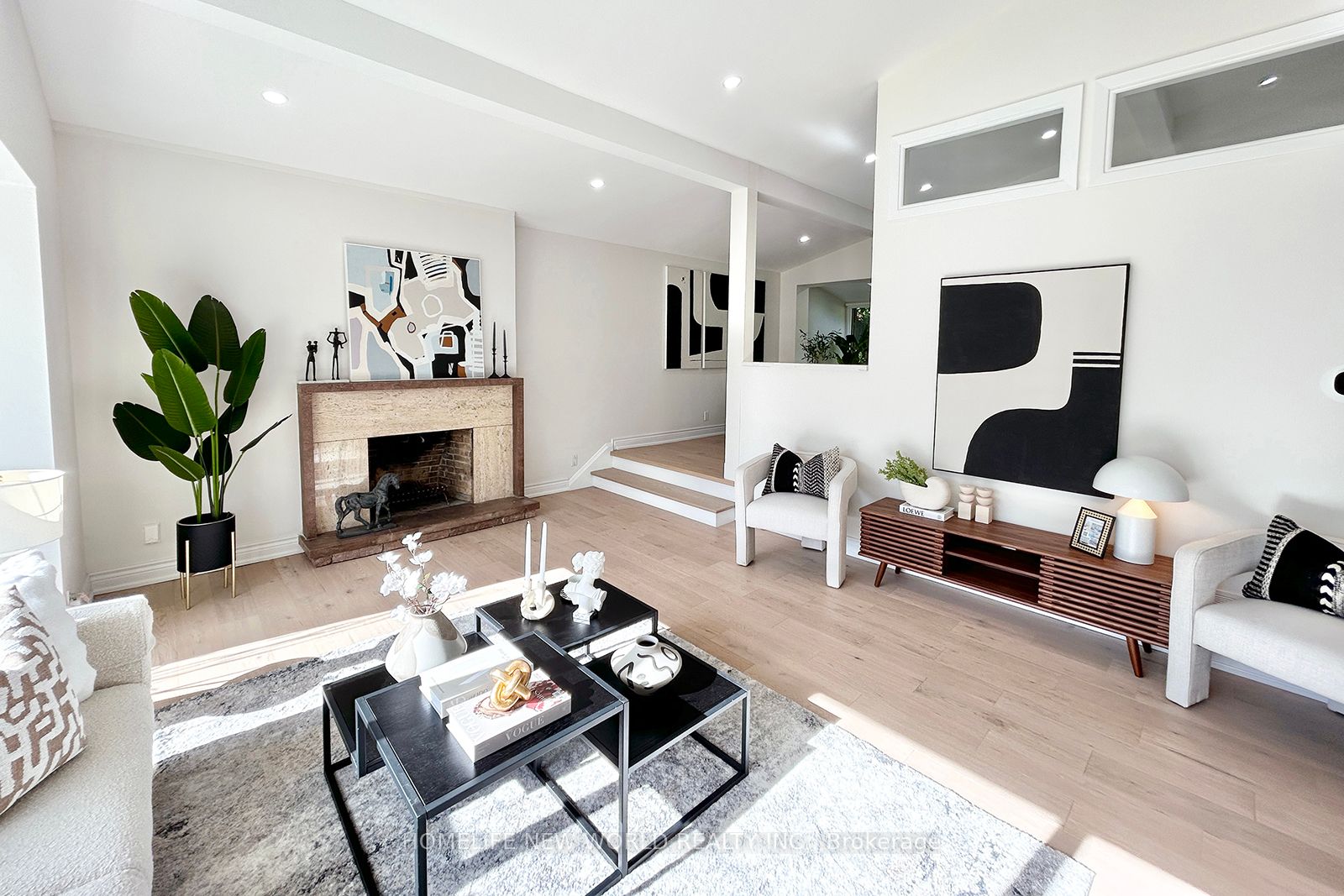 33 Valentine Dr