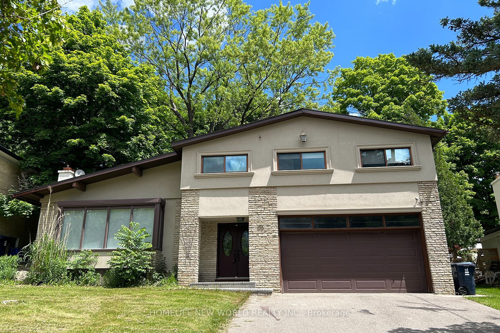 33 Valentine Dr