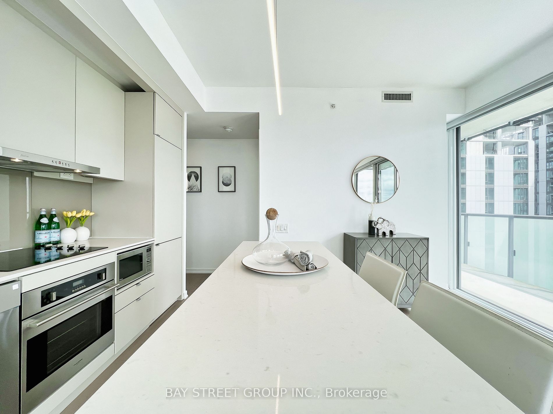101 Peter St, #4009