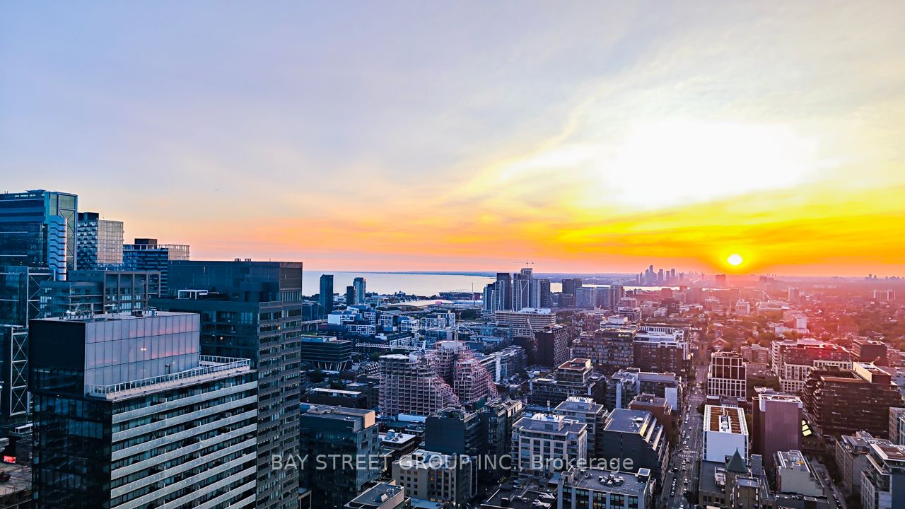 101 Peter St, #4009