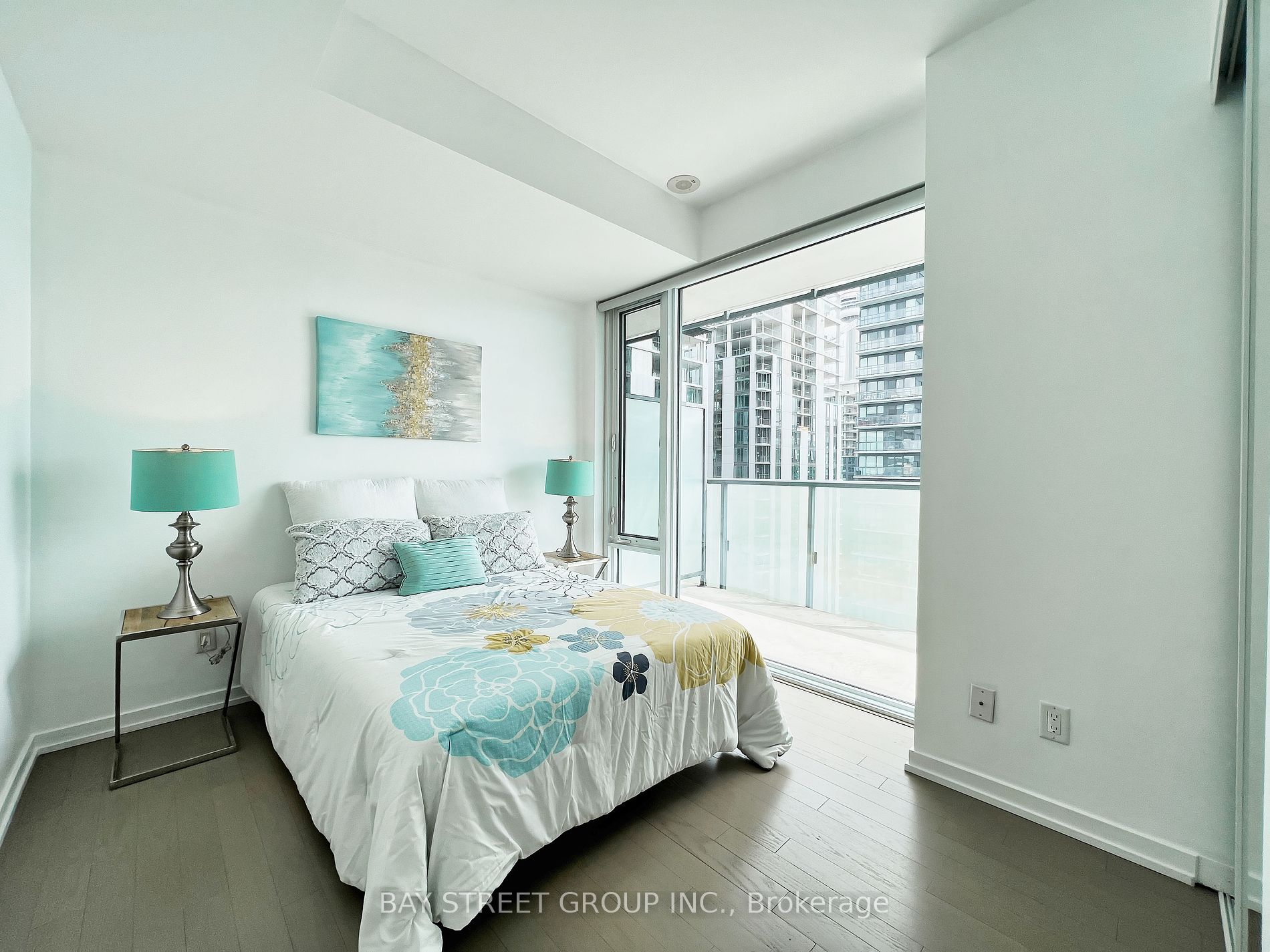 101 Peter St, #4009