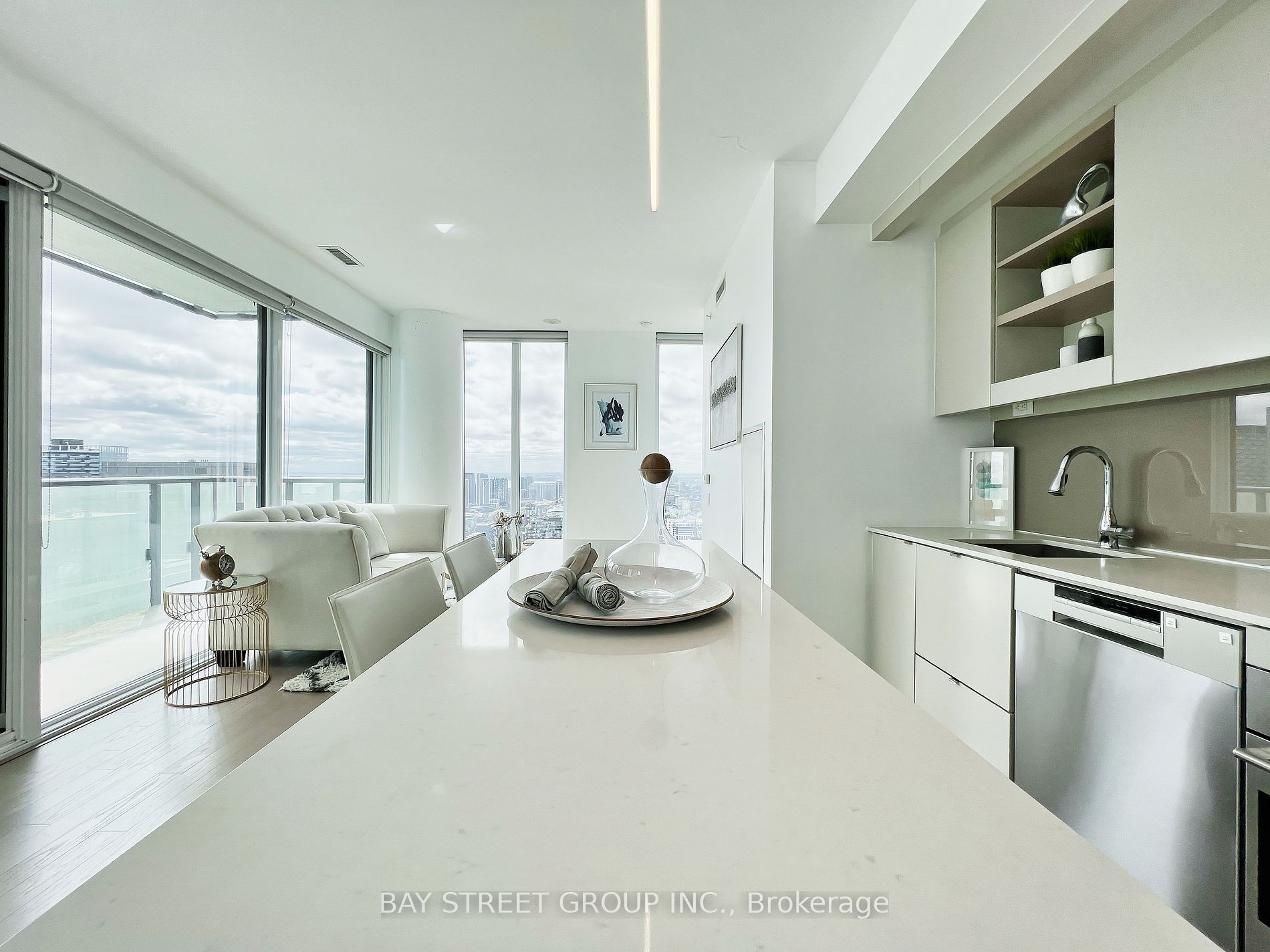 101 Peter St, #4009