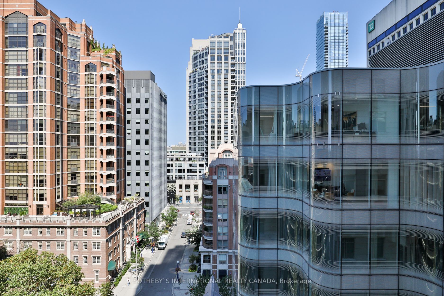 1 St Thomas St, #9C