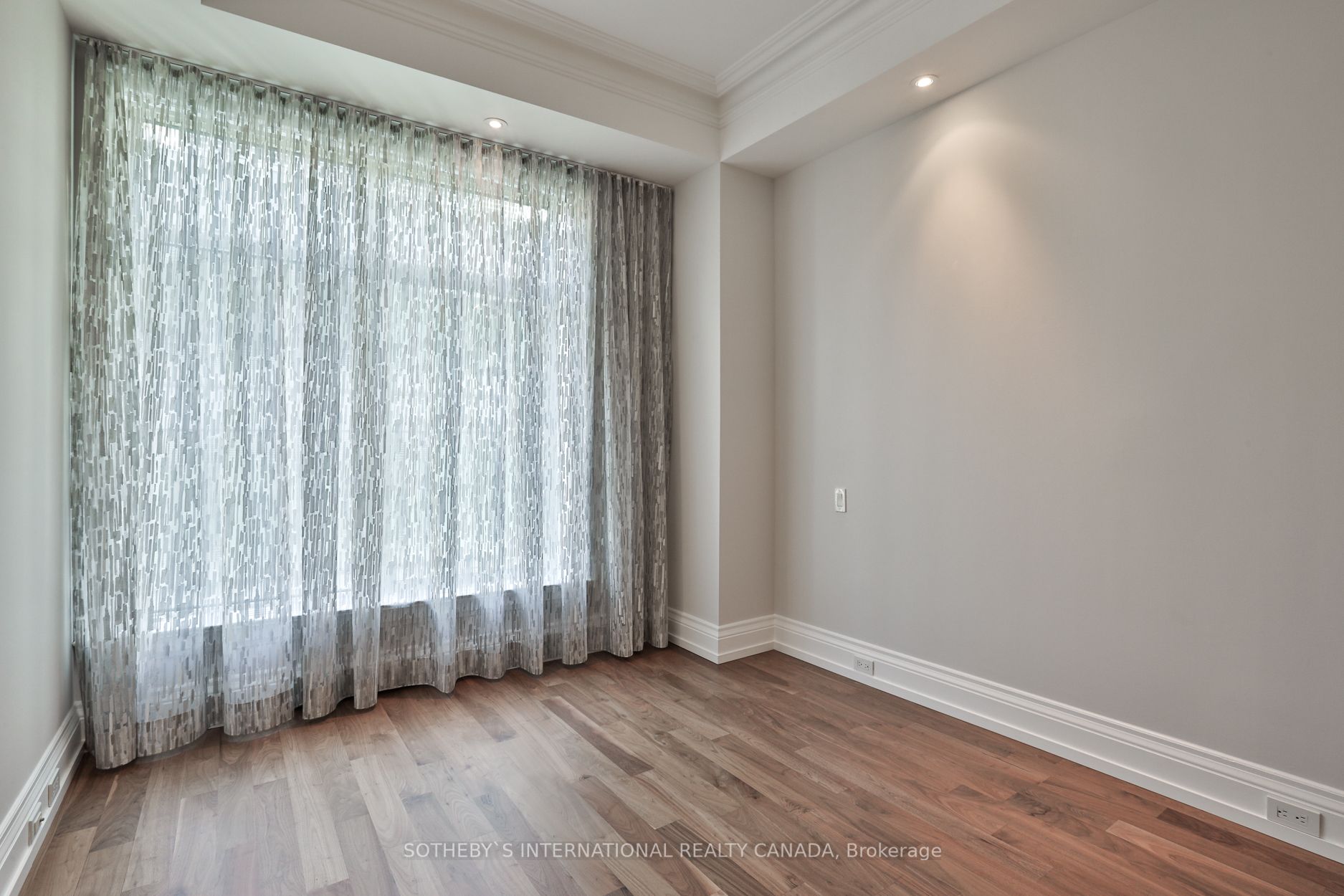 1 St Thomas St, #9C