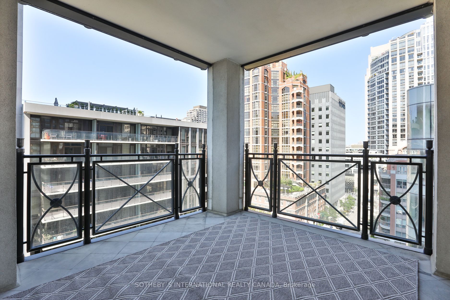 1 St Thomas St, #9C
