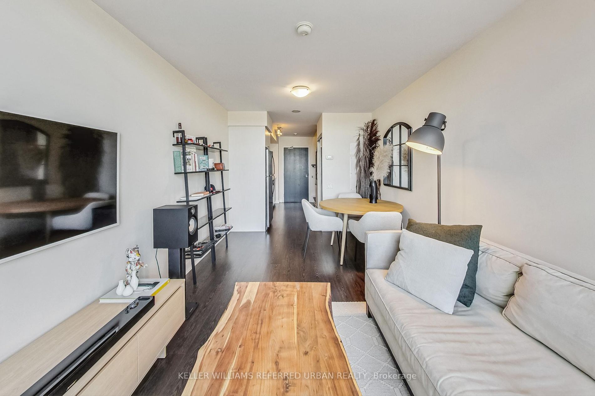 775 King St W, #426