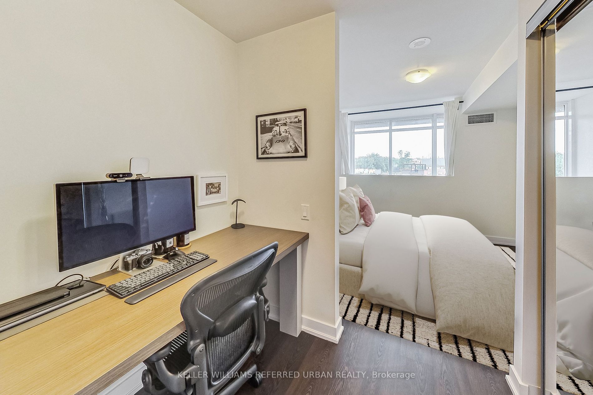 775 King St W, #426