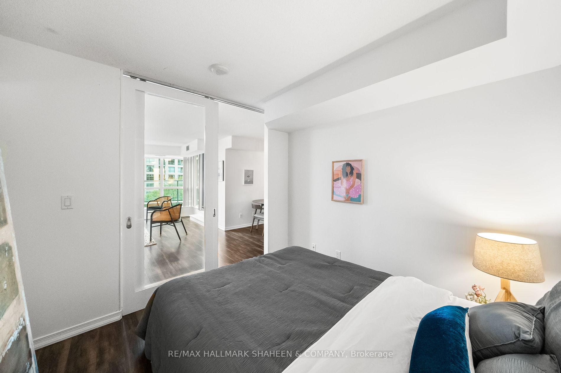 215 Fort York Blvd, #419