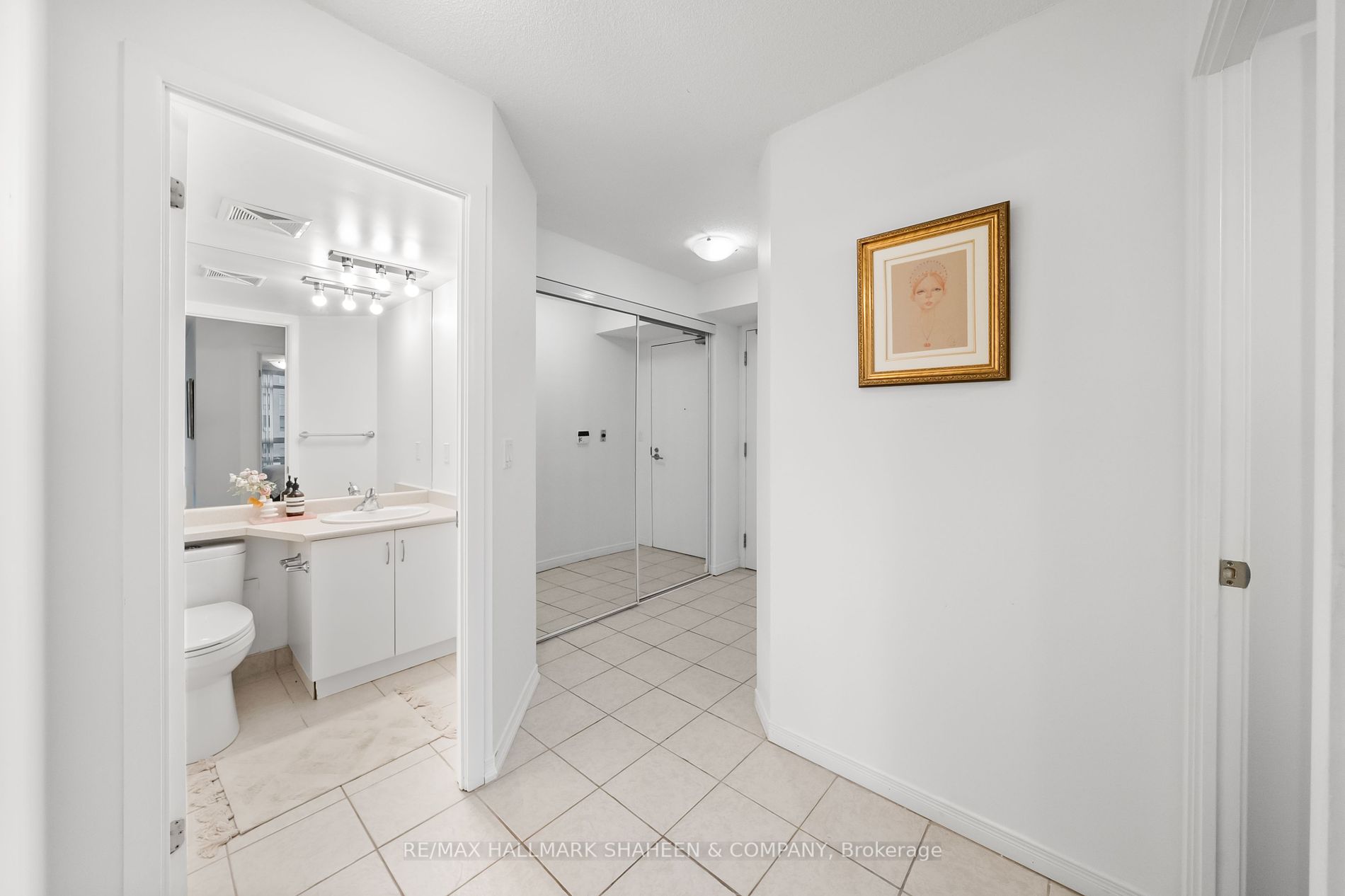 215 Fort York Blvd, #419
