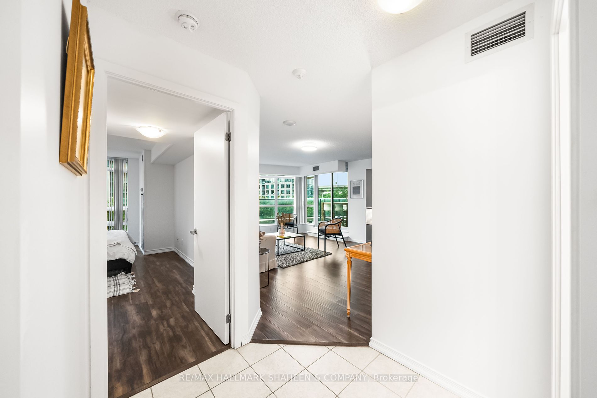 215 Fort York Blvd, #419