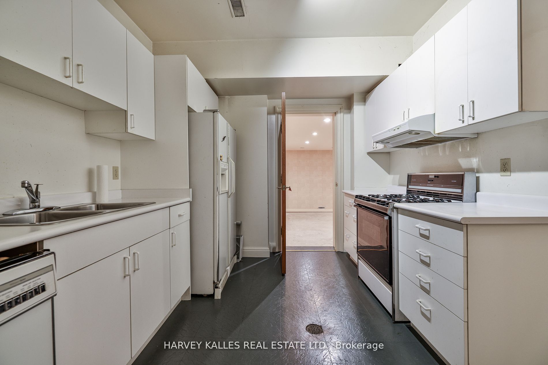 71 Hillholm Rd