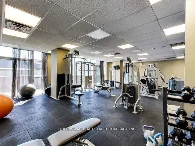 320 Richmond St E, #208