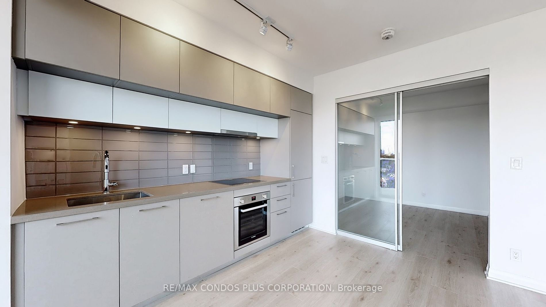 99 Foxbar Rd, #1407