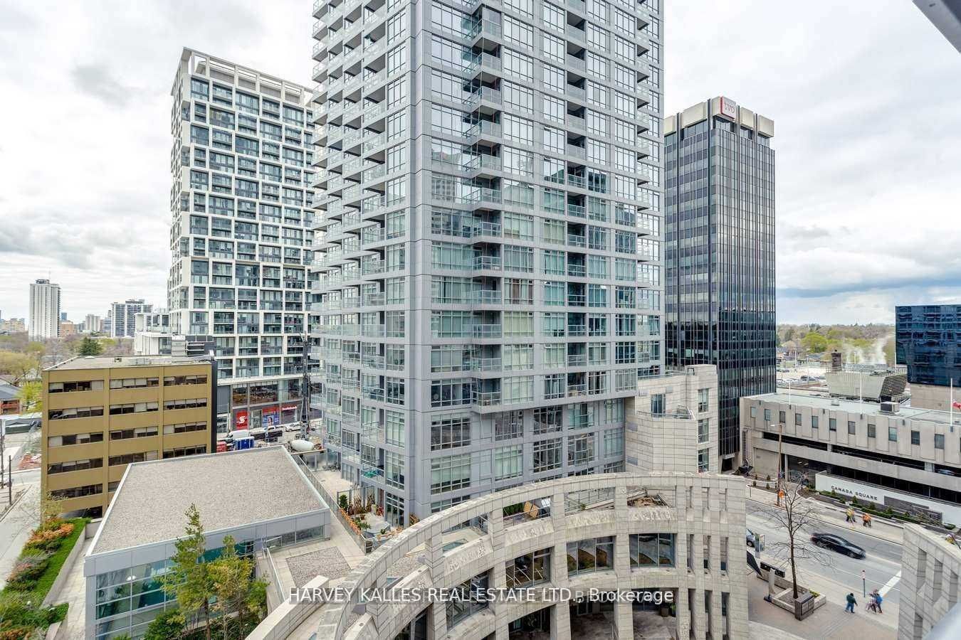 2191 Yonge St, #902