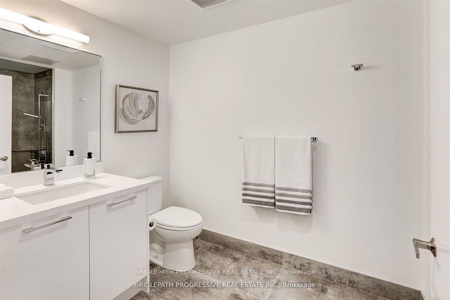 3 Southvale Dr, #202