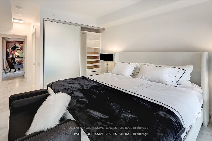 3 Southvale Dr, #202