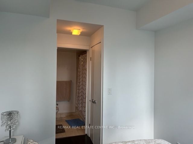 12 York St, #302