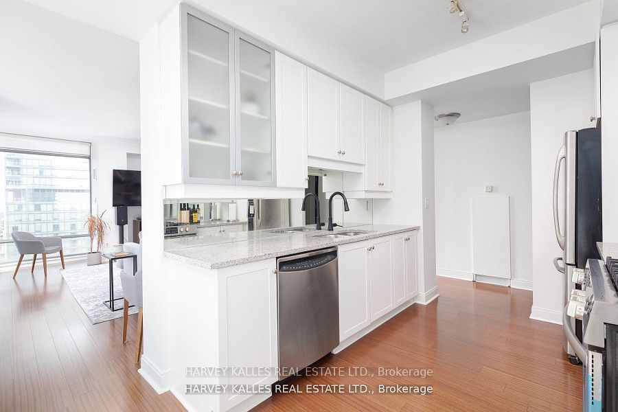 18 Yorkville Ave, #2403