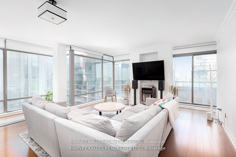 18 Yorkville Ave, #2403