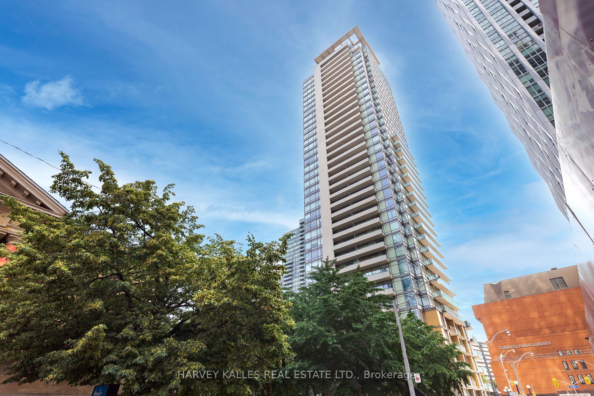 18 Yorkville Ave, #2403