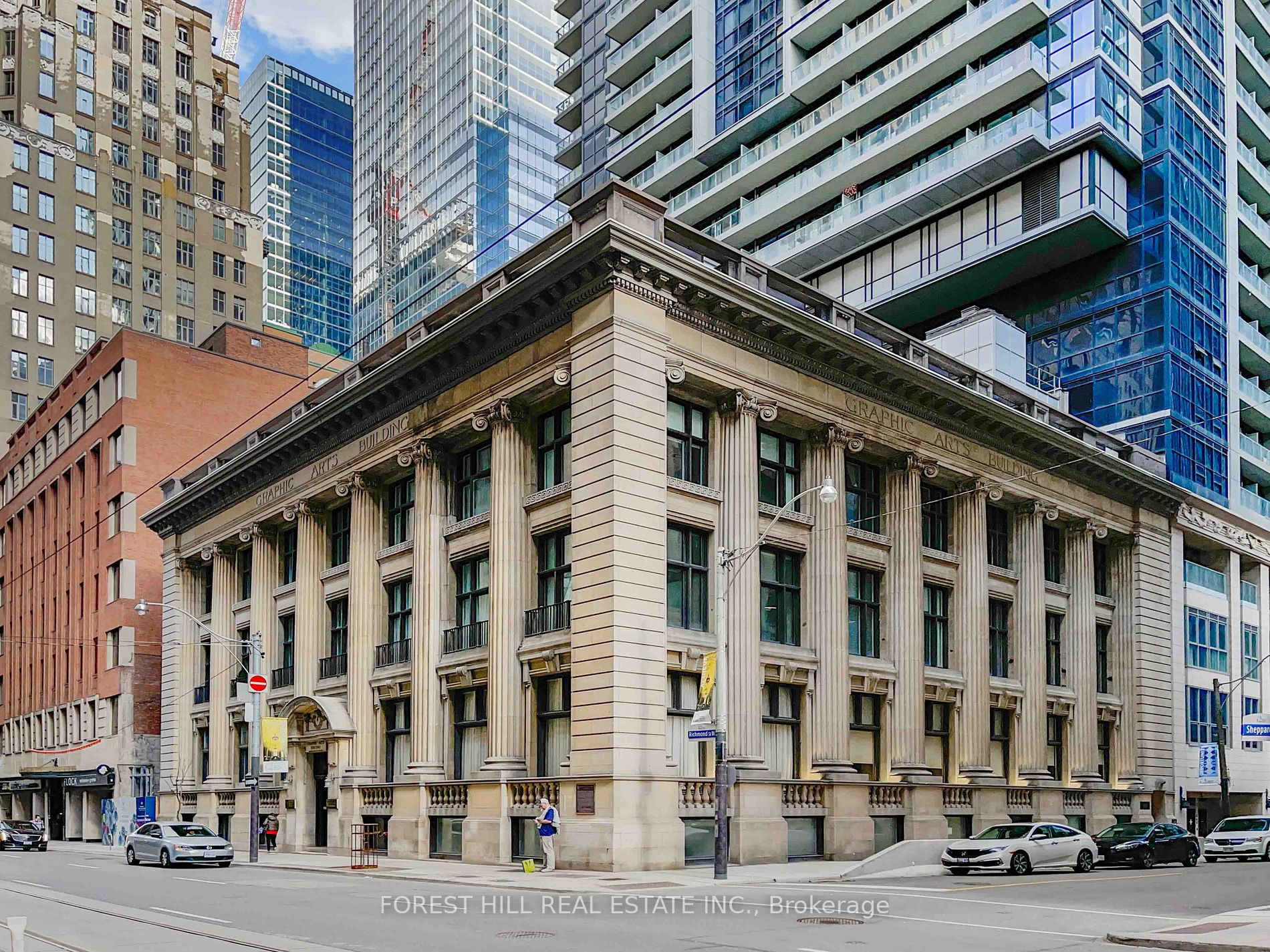 73 Richmond St W, #208